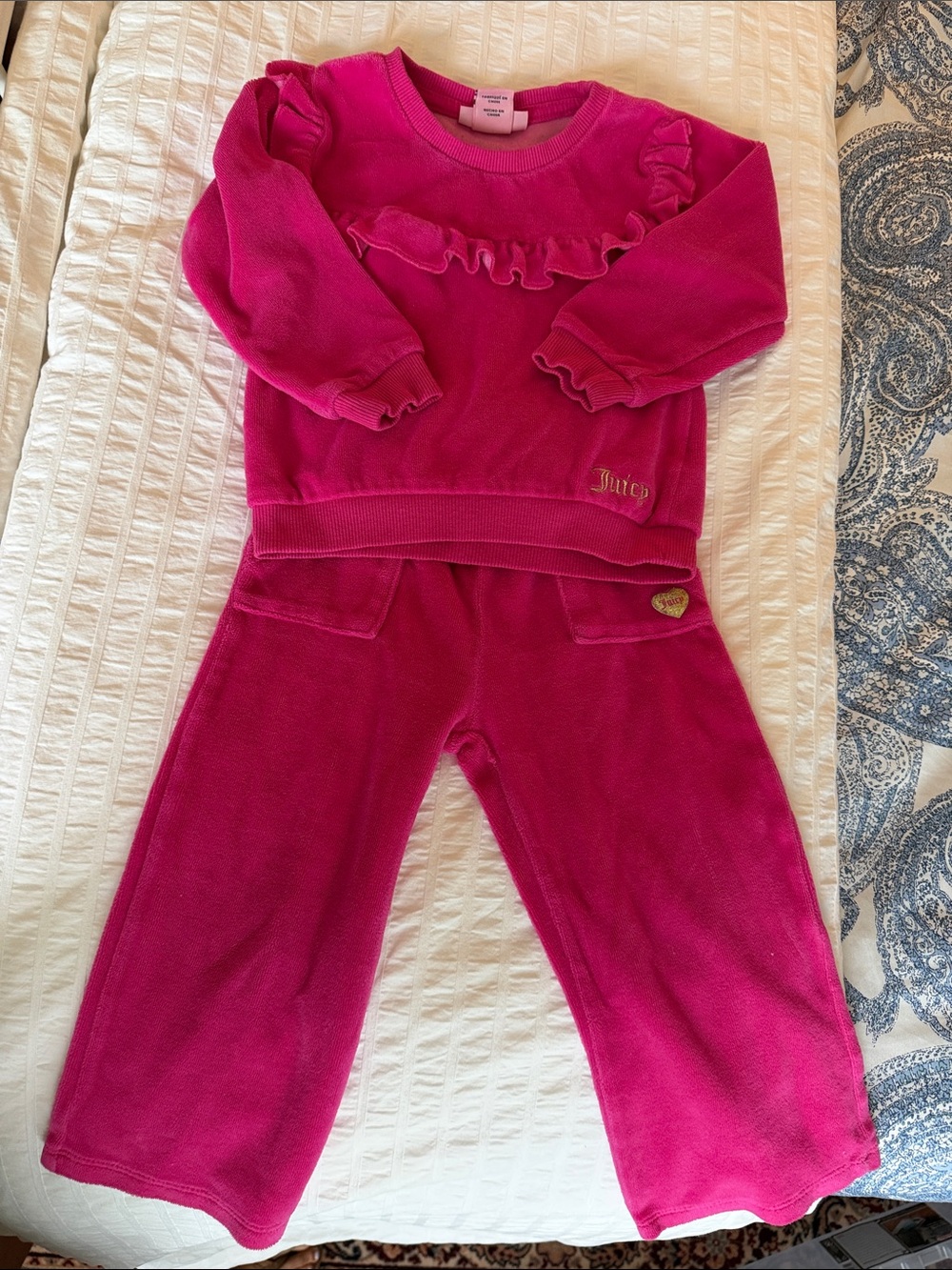 Juicy Couture Girls Matching Set in Bright Pink Velour